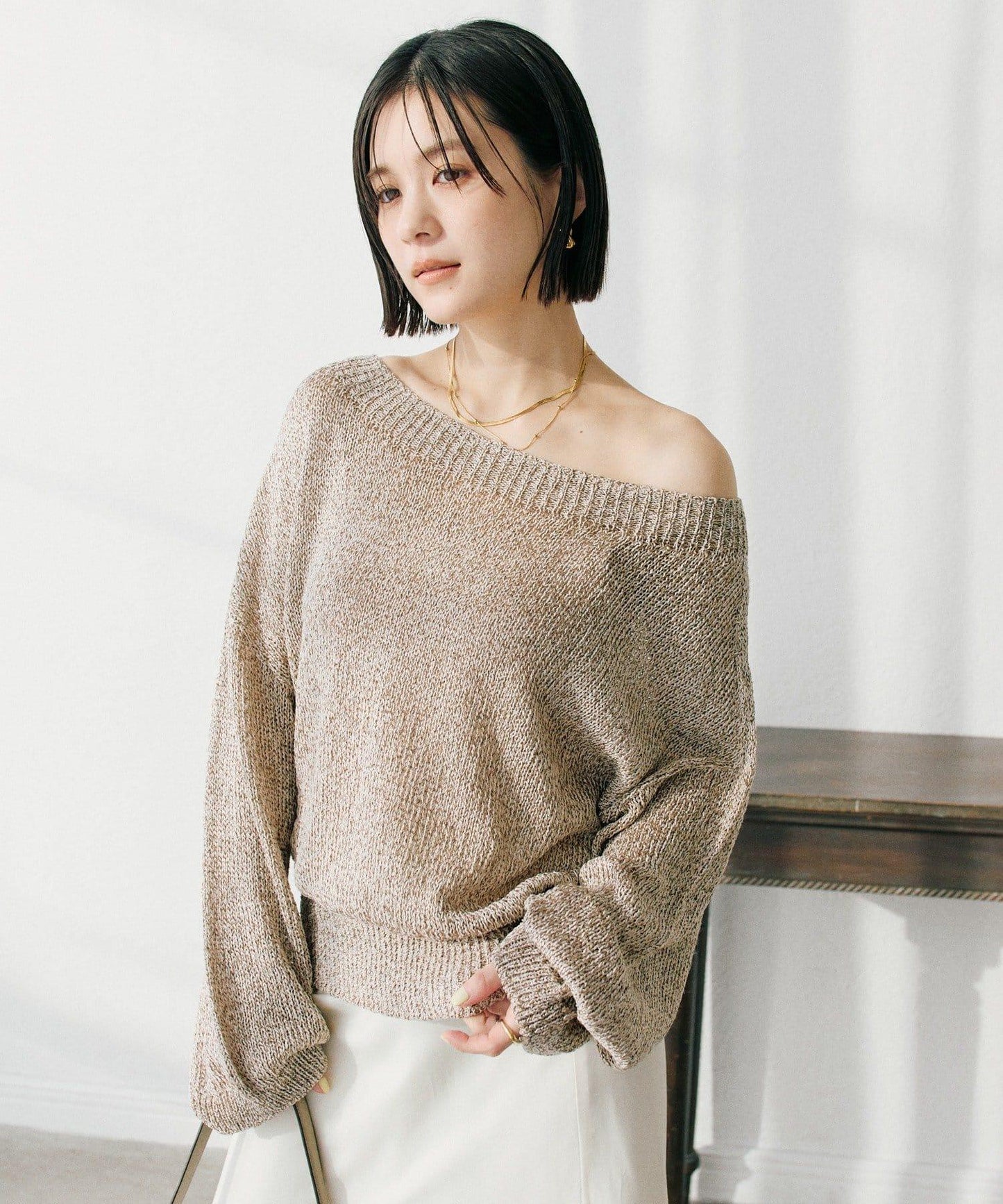 【可單肩或一字肩穿著！】混紡紙紗針織衫