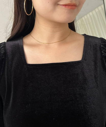 不對稱荷葉邊下襬天鵝絨短上衣