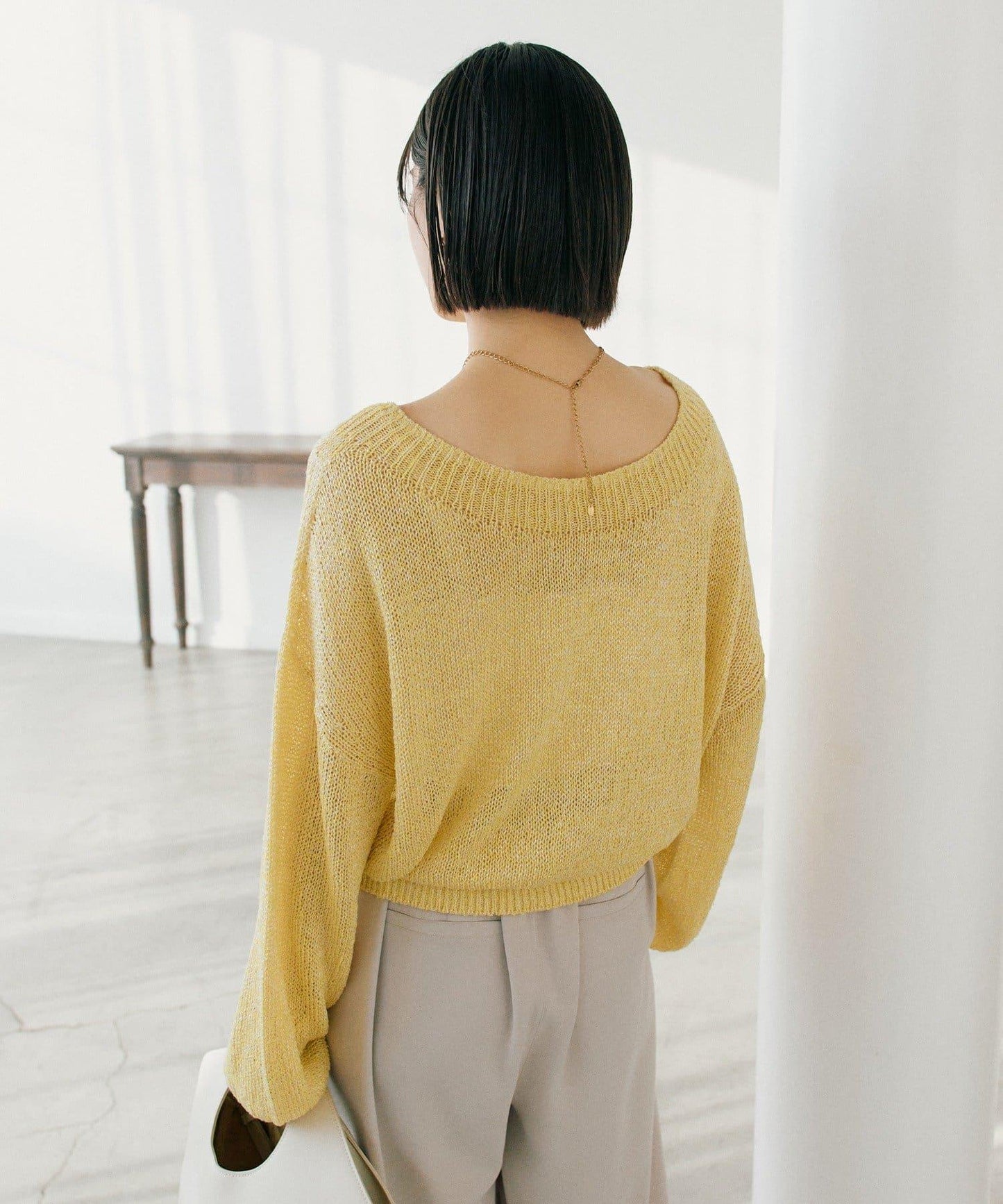 【可單肩或一字肩穿著！】混紡紙紗針織衫