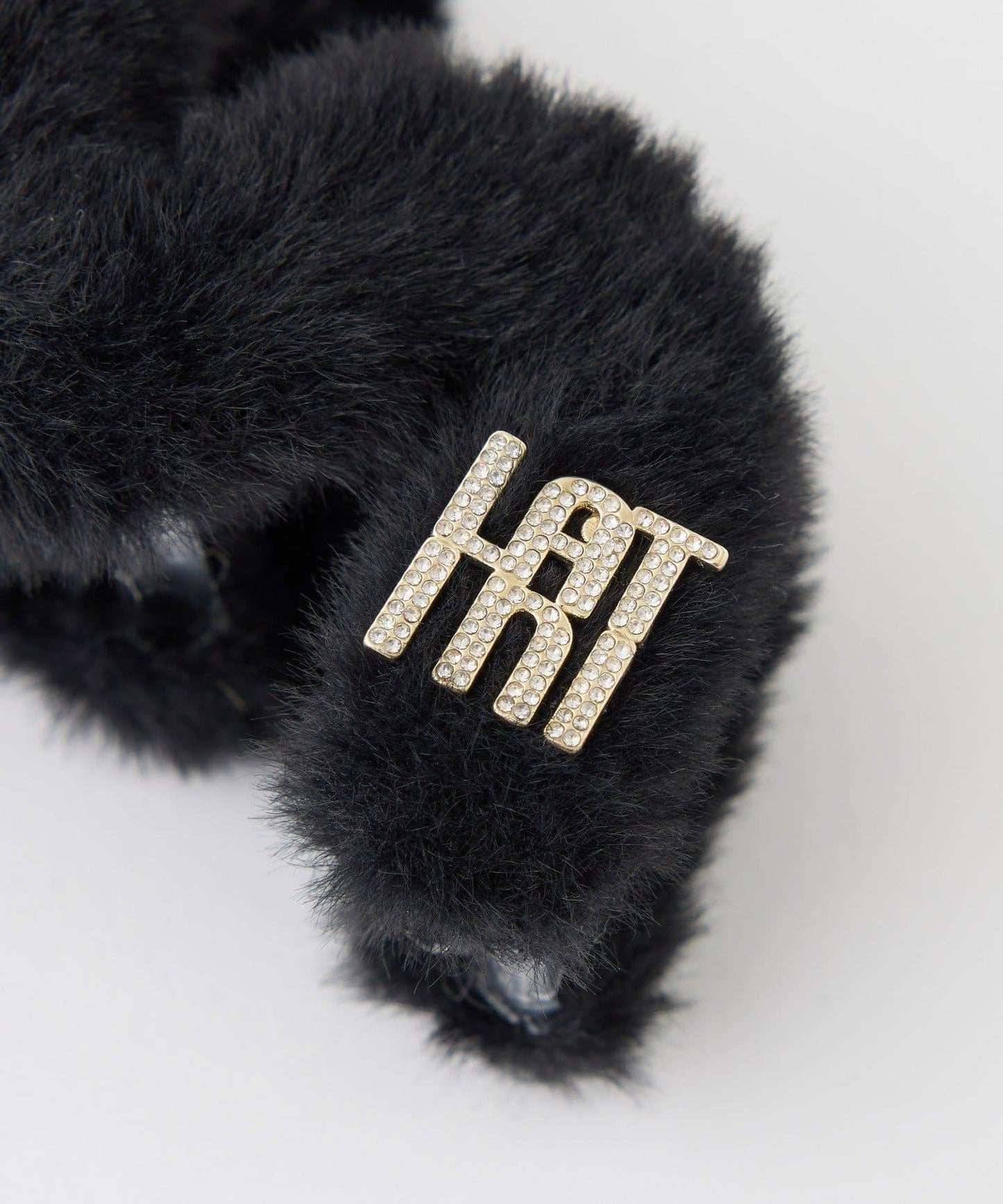 【Latini】帶標誌仿皮草髮夾