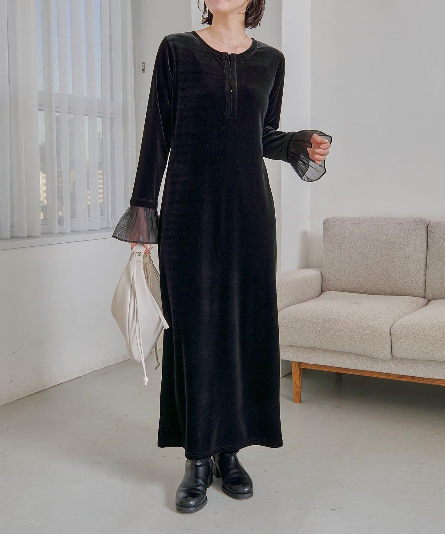 【有小個子尺碼】喇叭袖天鵝絨連衣裙