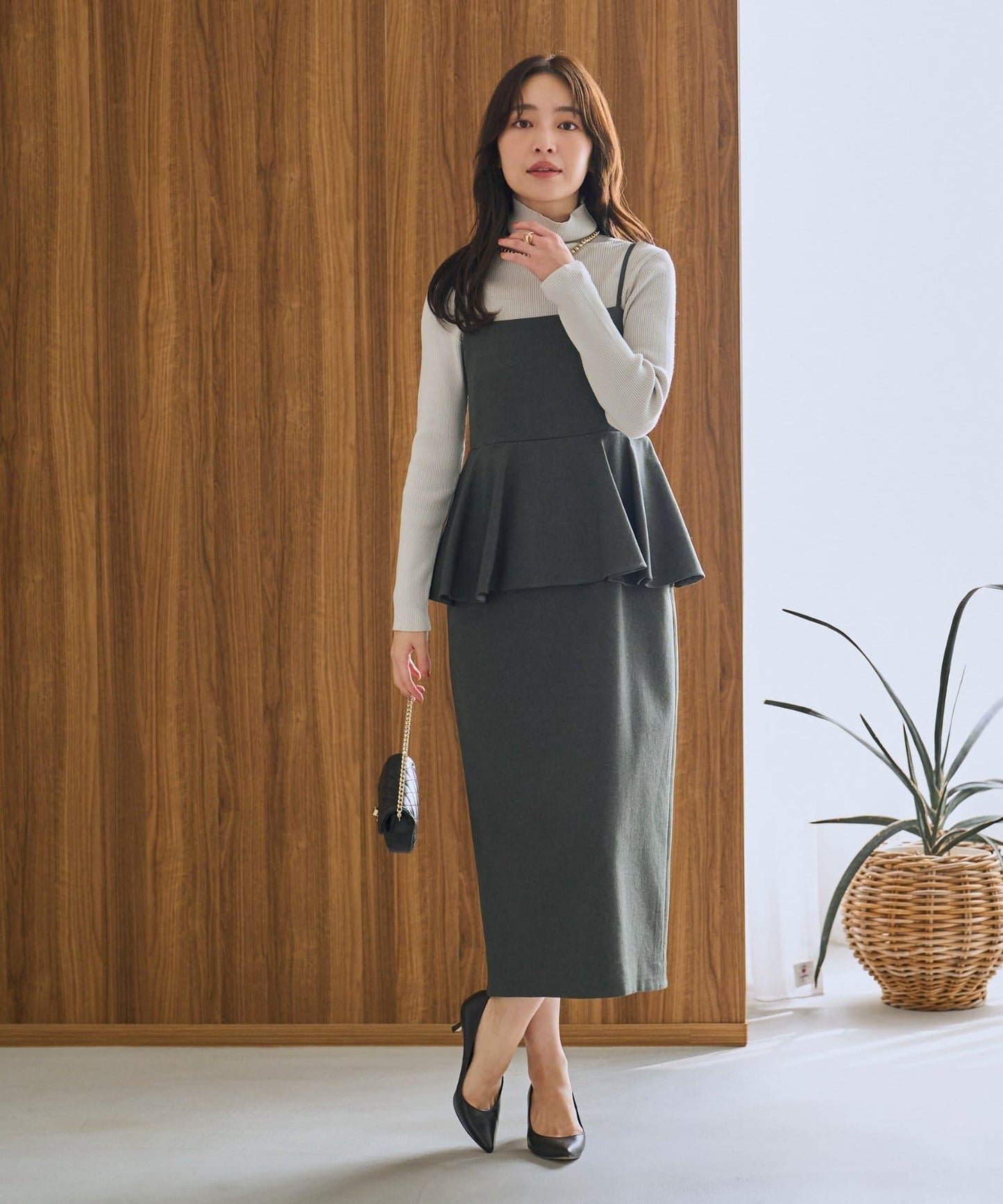 【La boutique BonBon】荷葉邊吊帶連衣裙