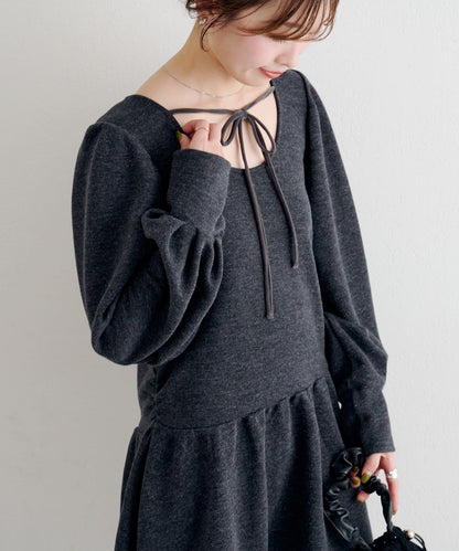 B 針織風連衣裙