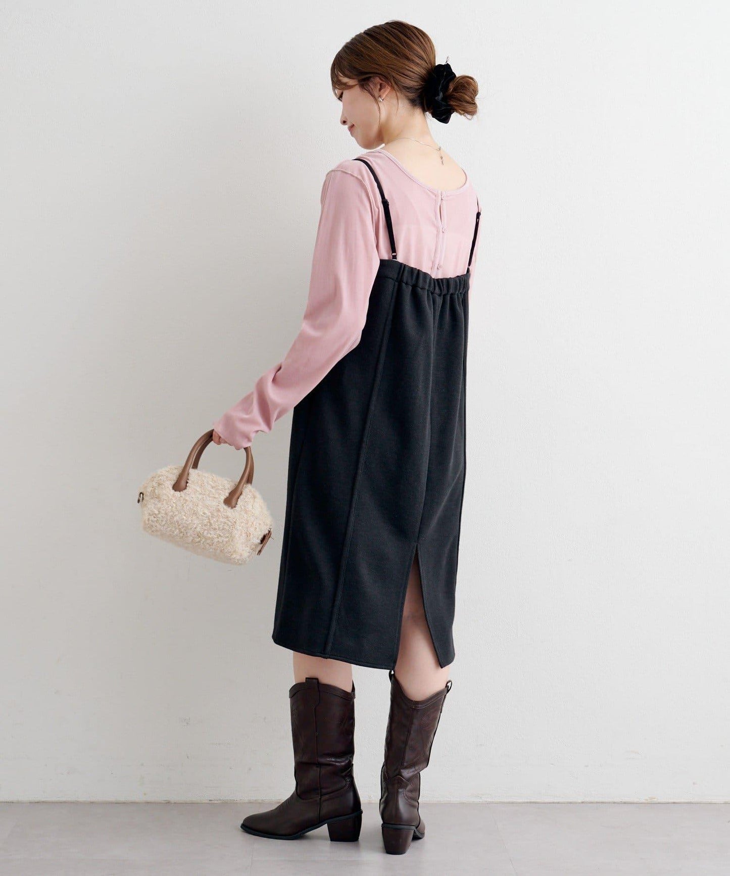 B 針織風格衛衣吊帶連衣裙