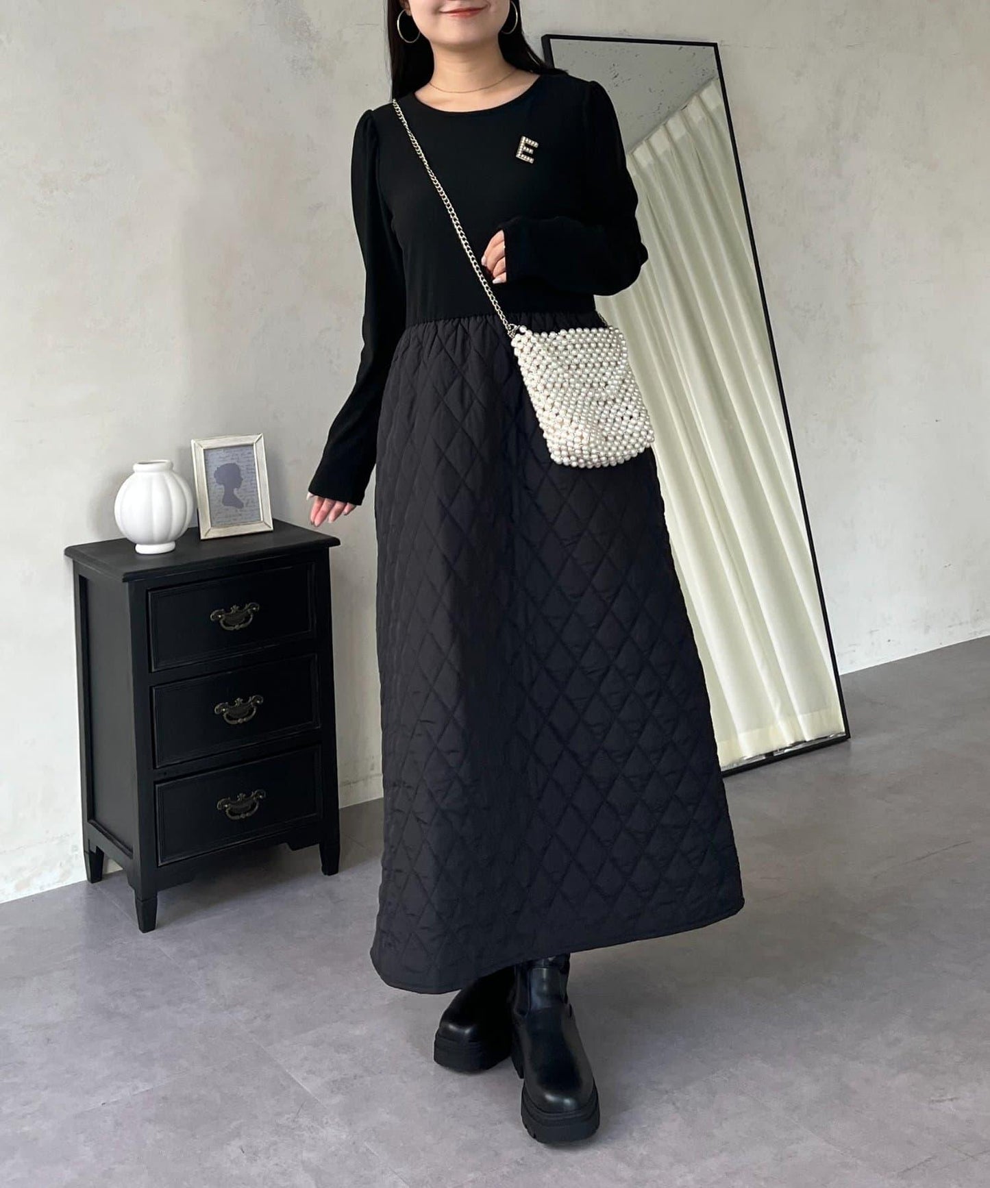 拼接絎縫喇叭連衣裙