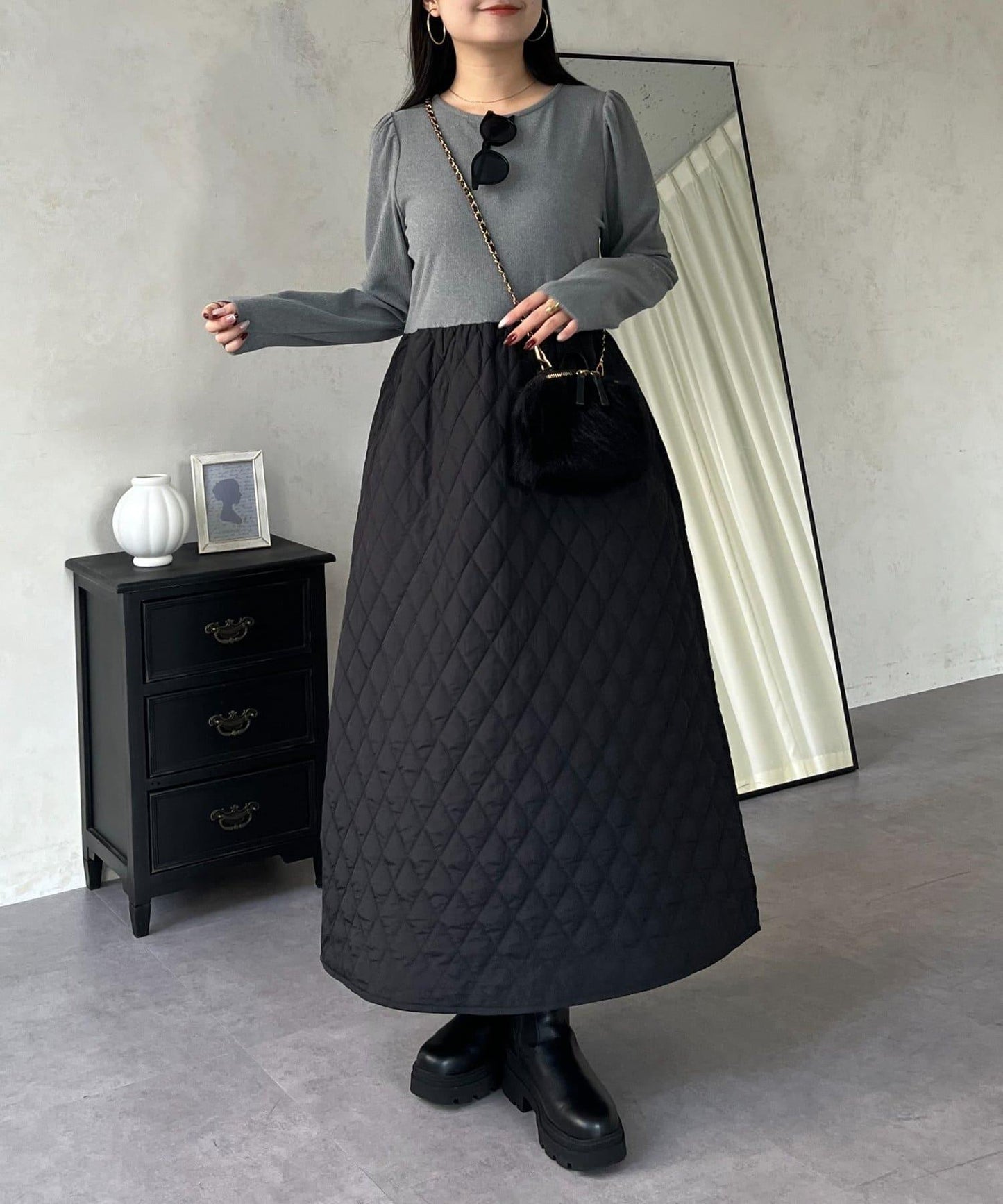 拼接絎縫喇叭連衣裙