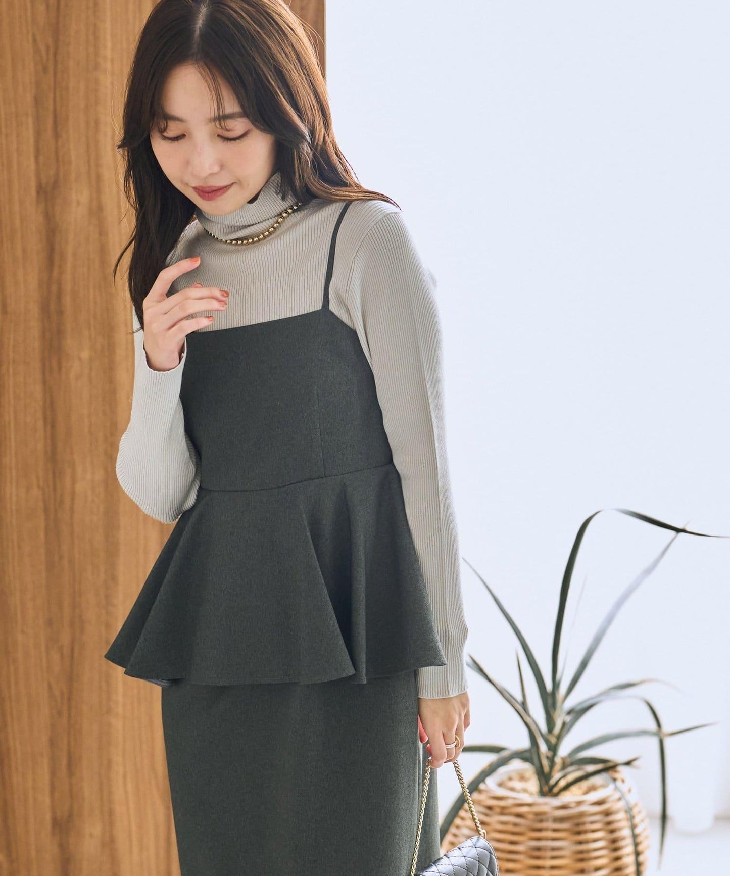 【La boutique BonBon】荷葉邊吊帶連衣裙