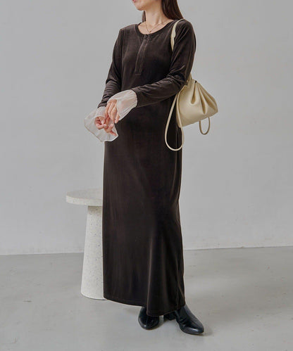 【有小個子尺碼】喇叭袖天鵝絨連衣裙