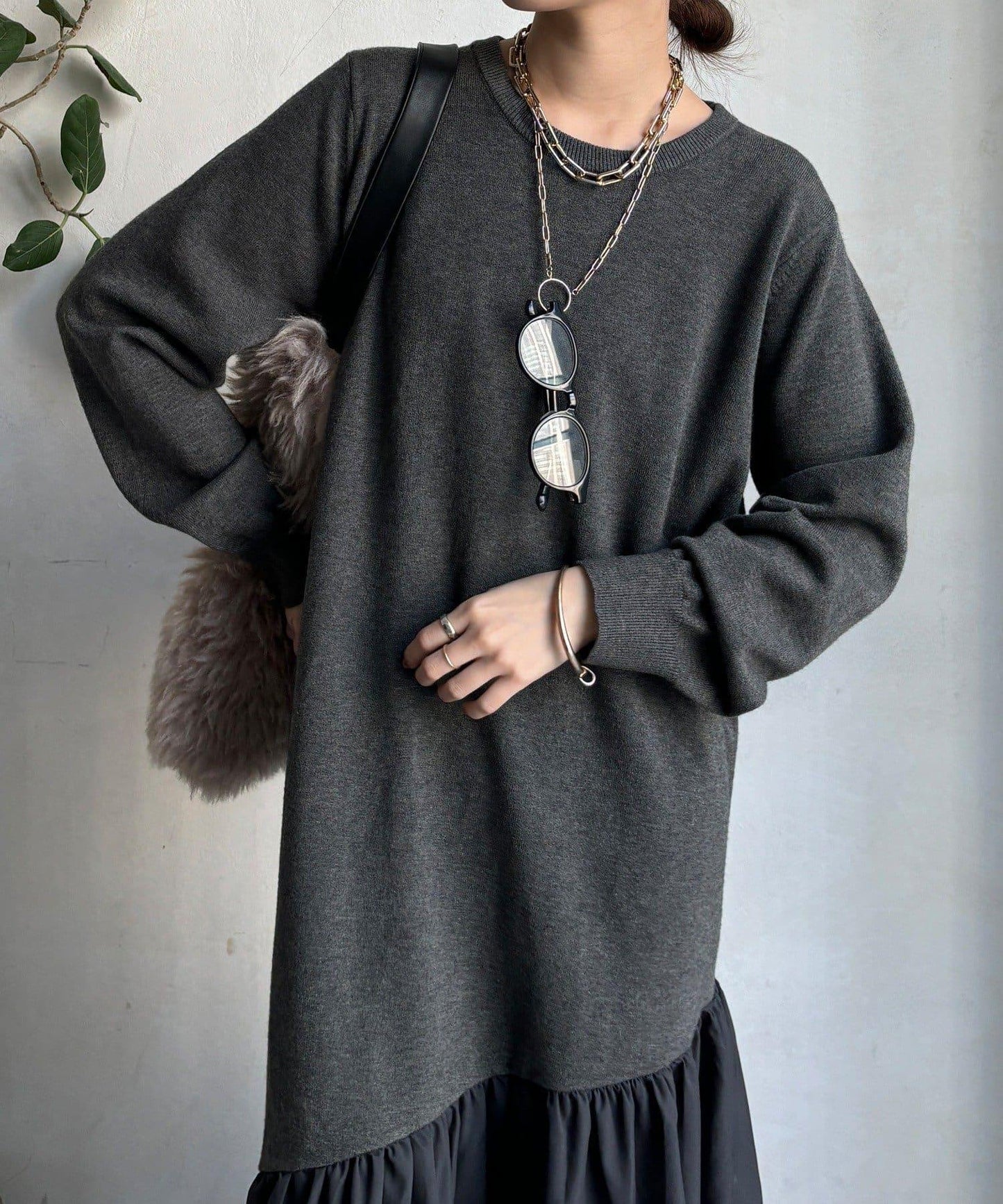 異材質拼接針織連衣裙