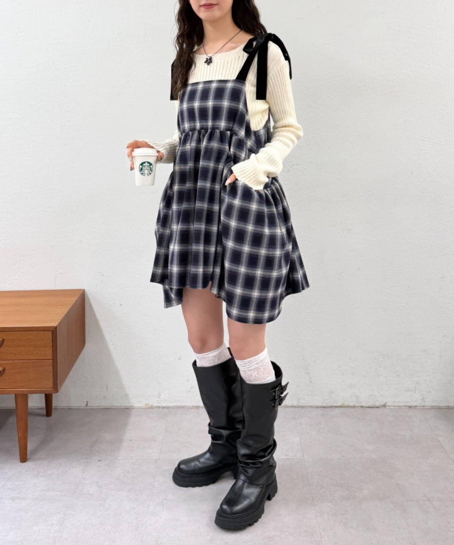 肩帶蝴蝶結格紋吊帶連衣裙