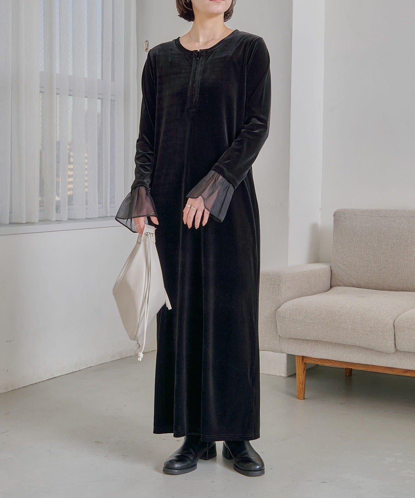 【有小個子尺碼】喇叭袖天鵝絨連衣裙