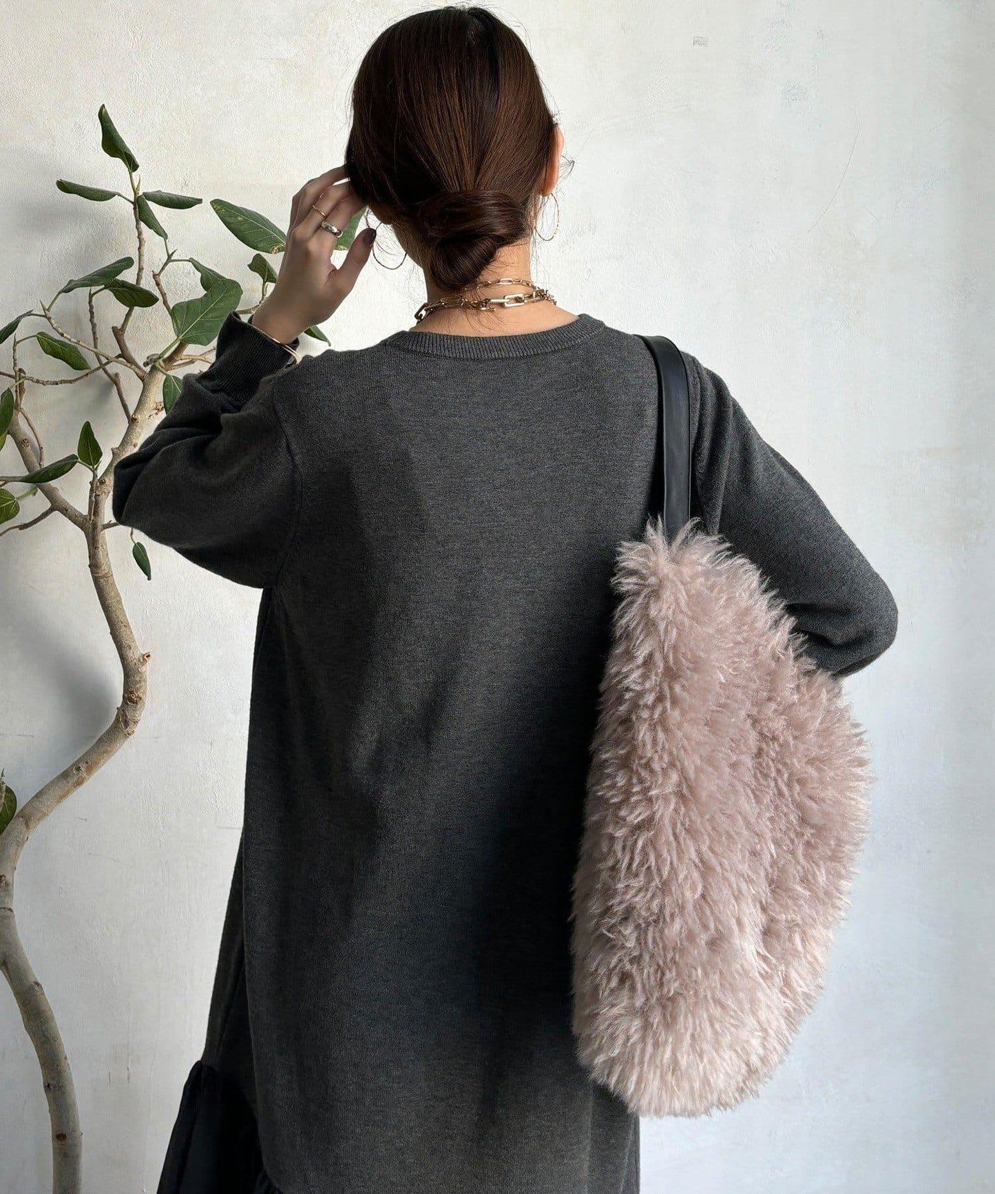 異材質拼接針織連衣裙