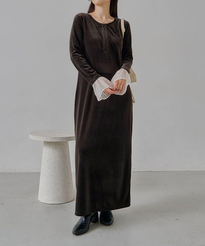【有小個子尺碼】喇叭袖天鵝絨連衣裙