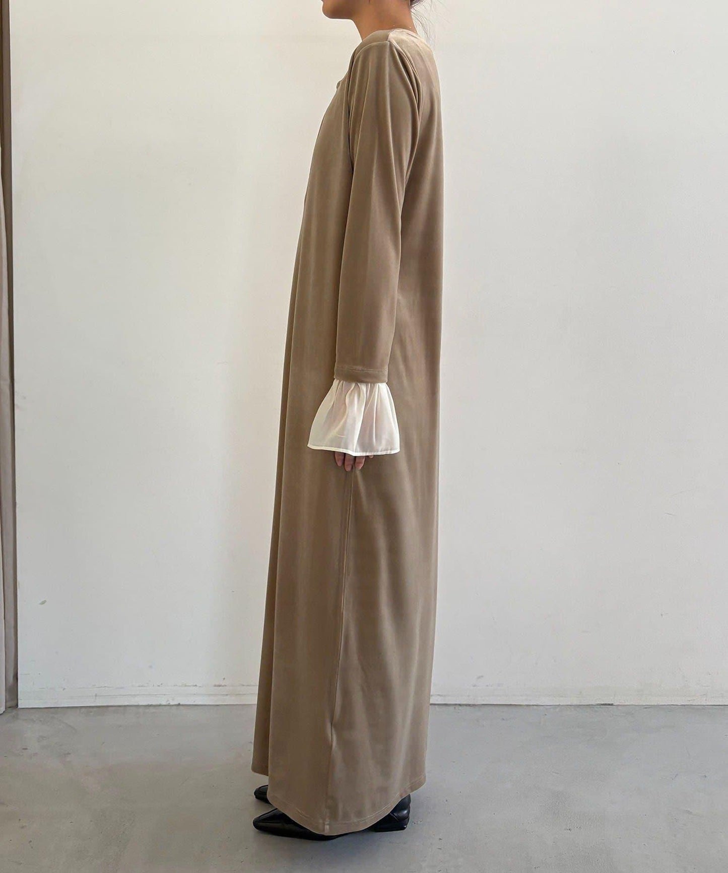 【有小個子尺碼】喇叭袖天鵝絨連衣裙