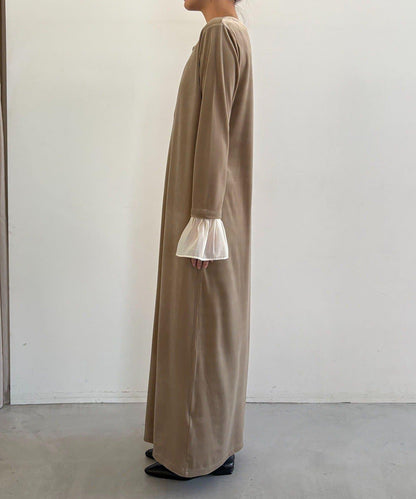 【有小個子尺碼】喇叭袖天鵝絨連衣裙