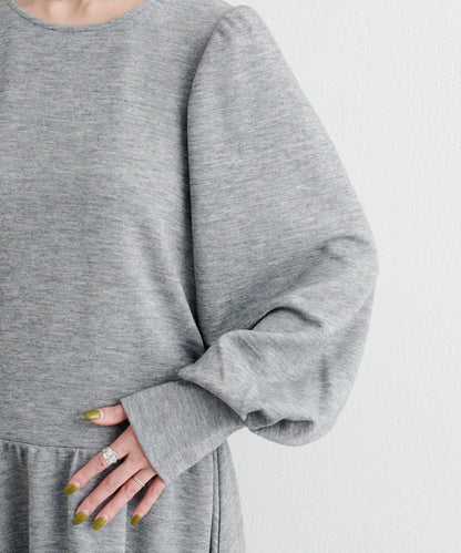 B 針織風連衣裙