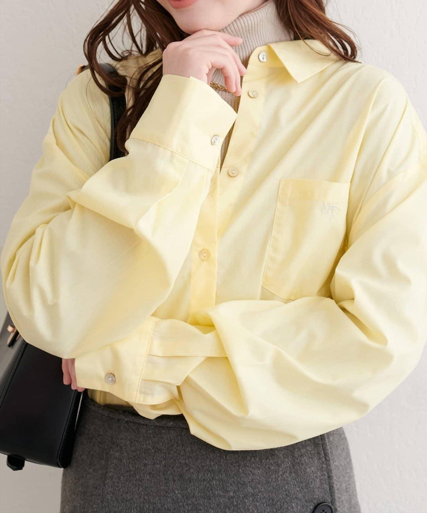 【natural couture】帶口袋刺繡寬鬆襯衫