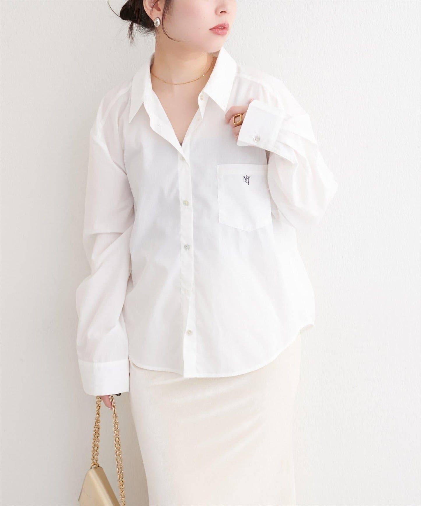 【natural couture】帶口袋刺繡寬鬆襯衫