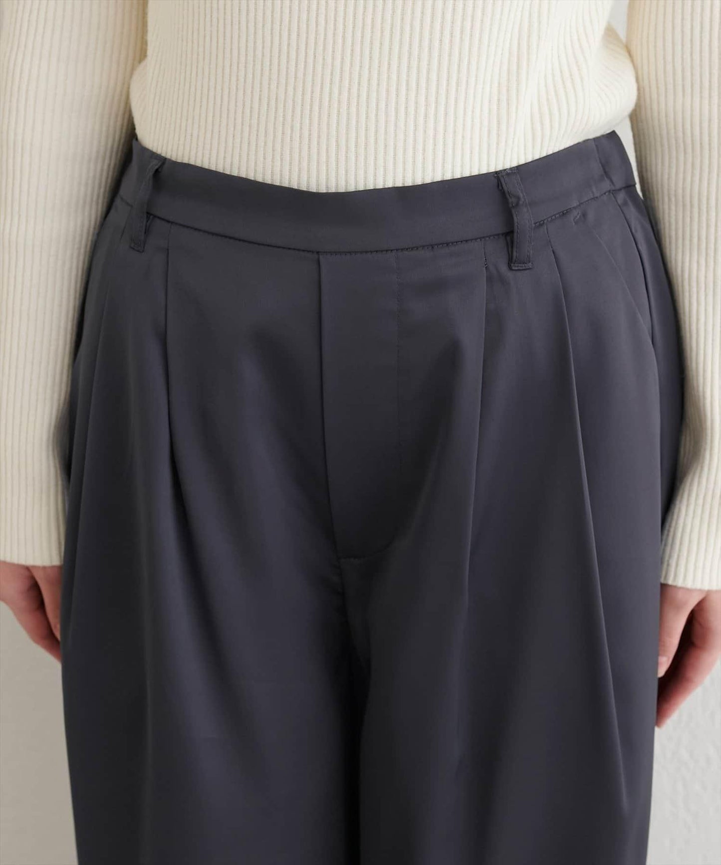 【natural couture】褶皺緞面長褲