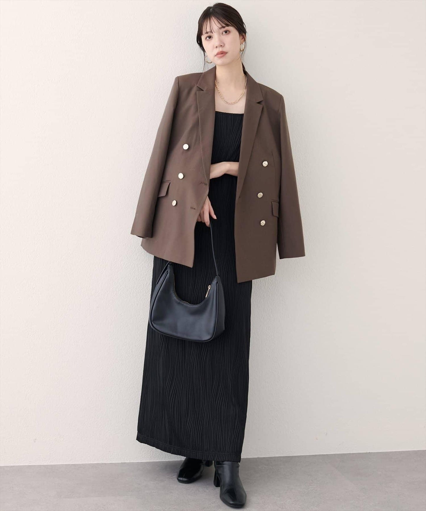 流線條紋修身連衣裙