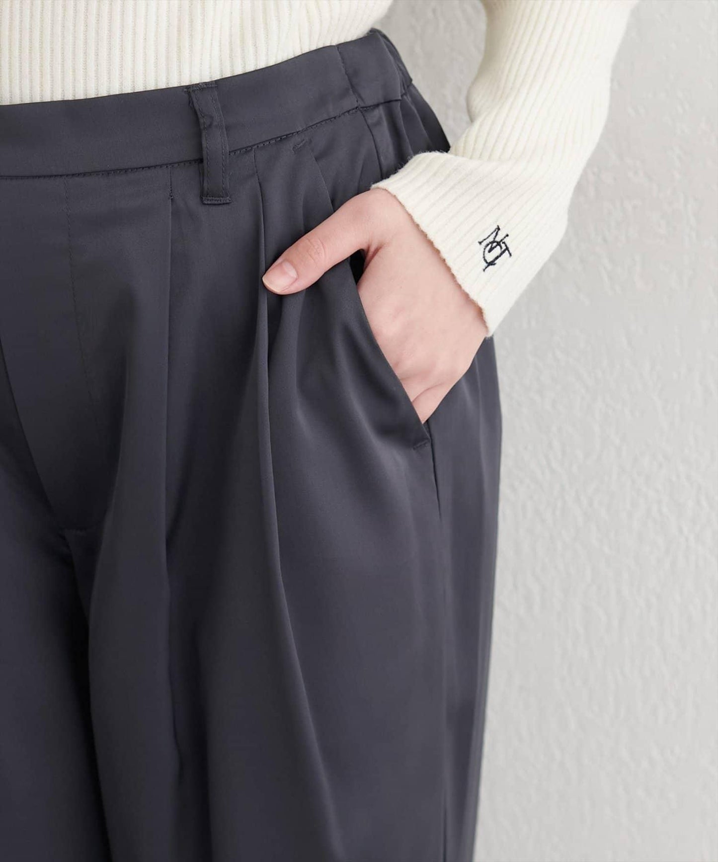 【natural couture】褶皺緞面長褲