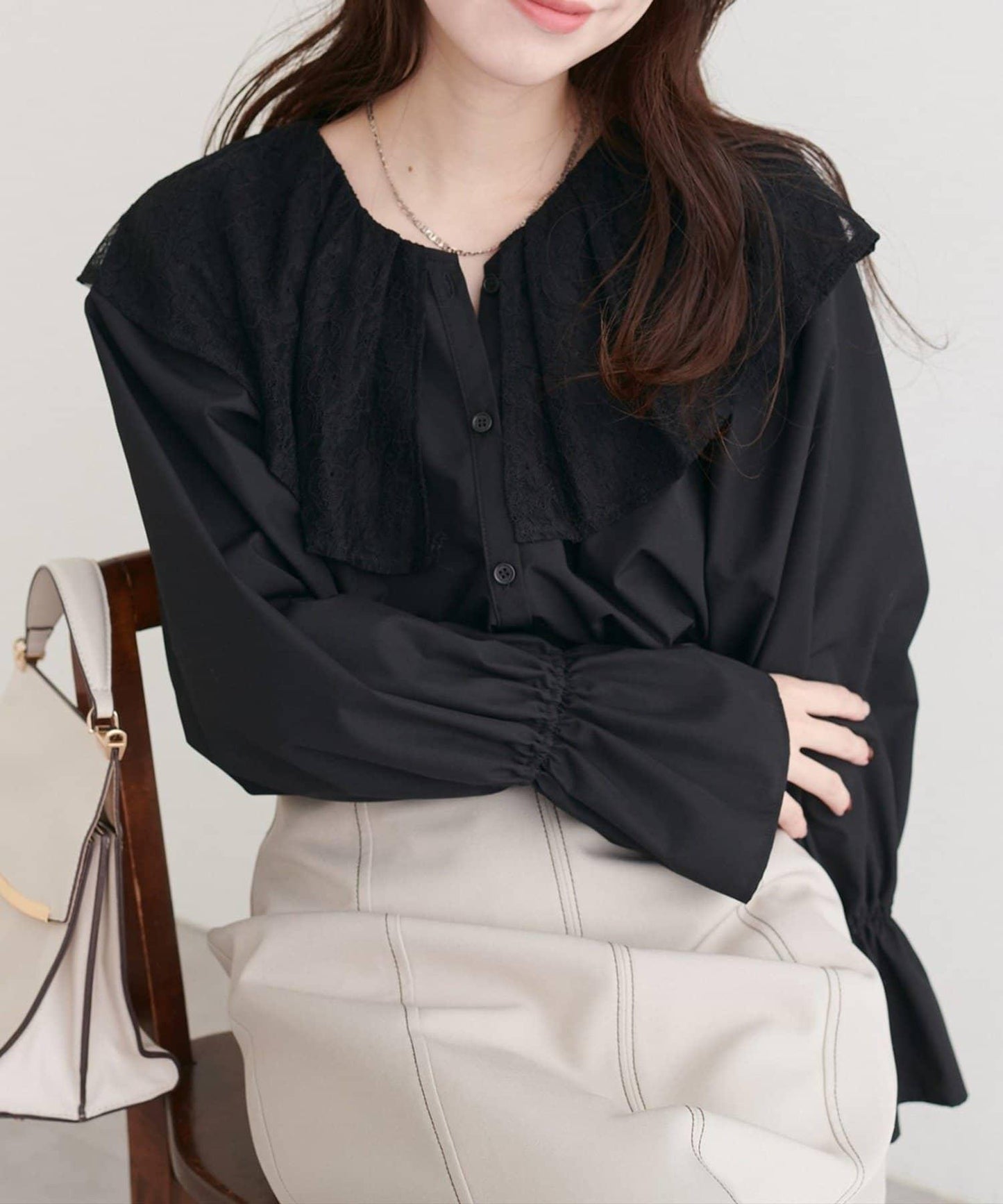 蕾絲披肩領襯衫