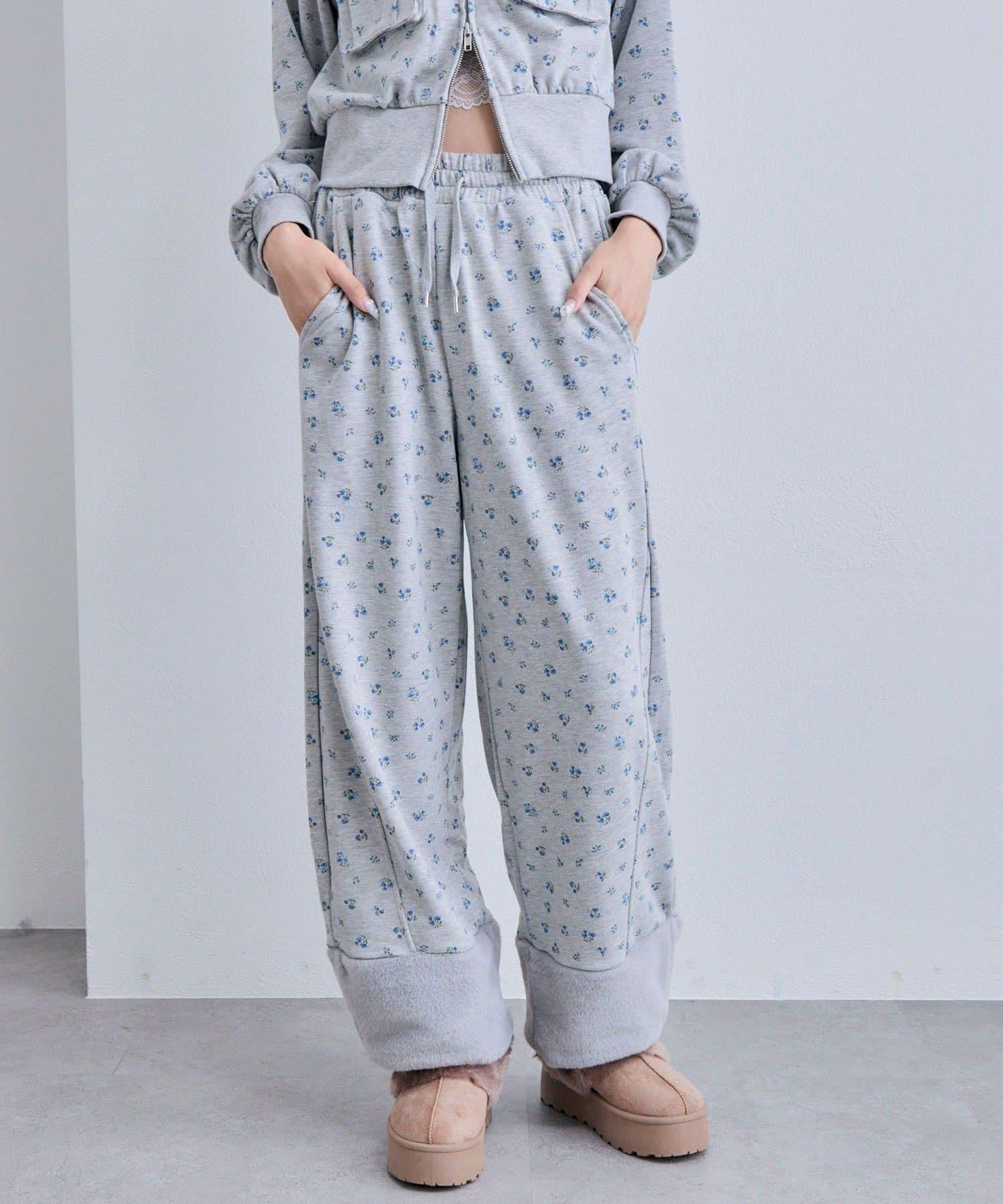 【OLIVE des OLIVE】帶毛絨裝飾衛褲