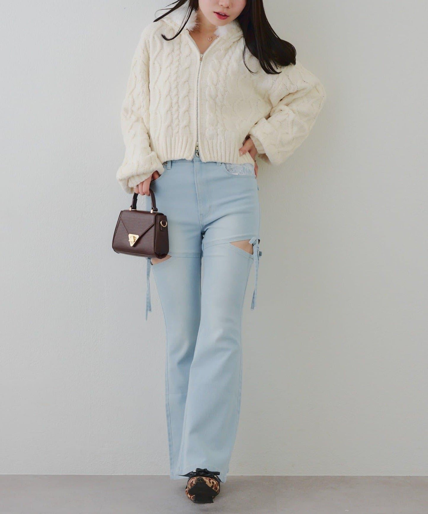 蝴蝶結側開叉喇叭褲