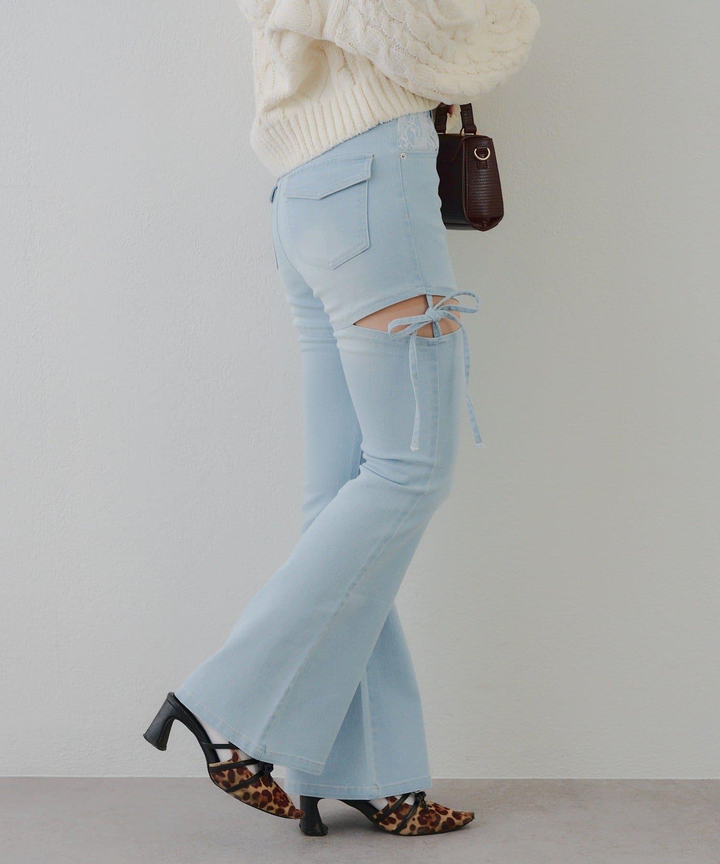 蝴蝶結側開叉喇叭褲