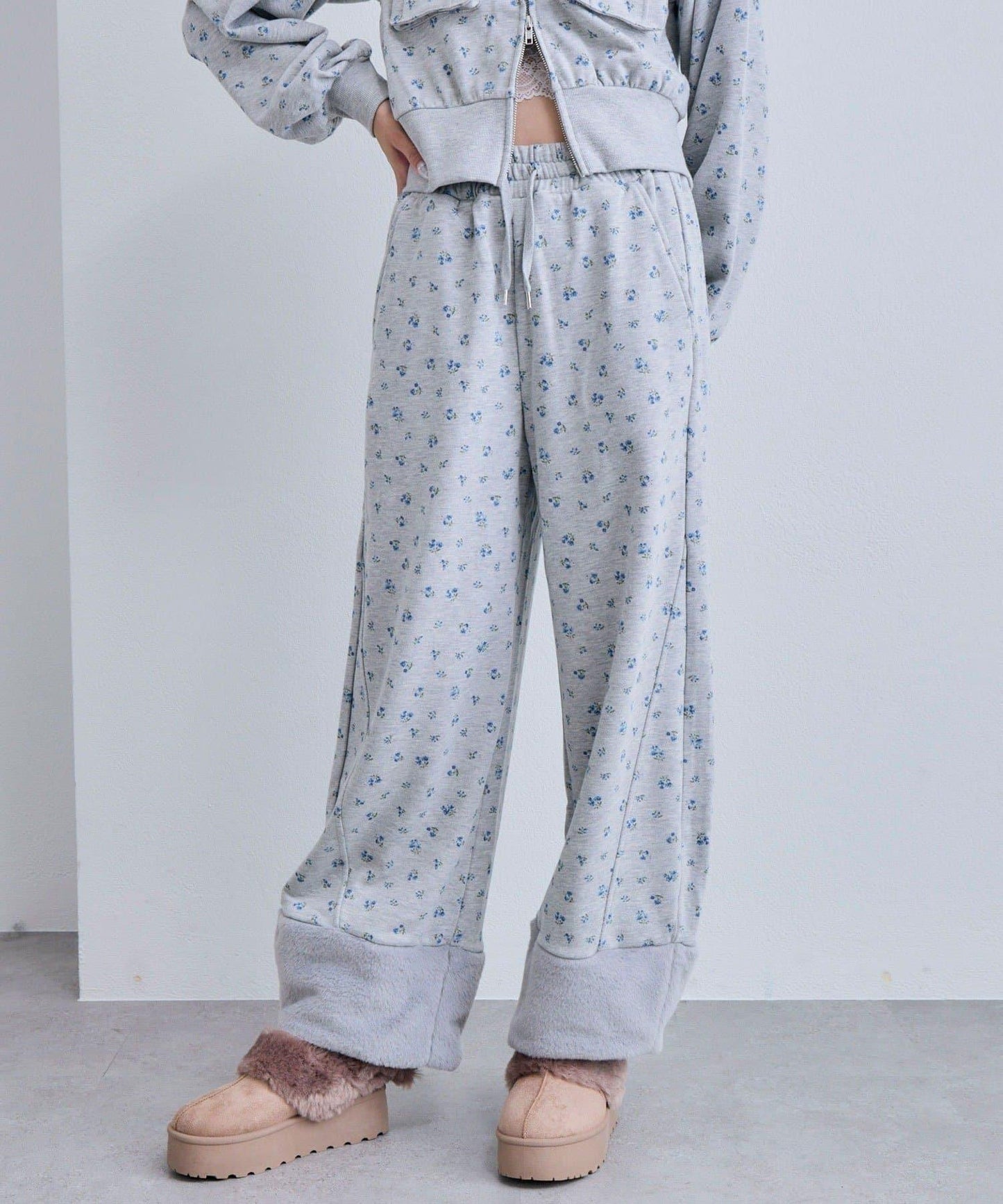 【OLIVE des OLIVE】帶毛絨裝飾衛褲