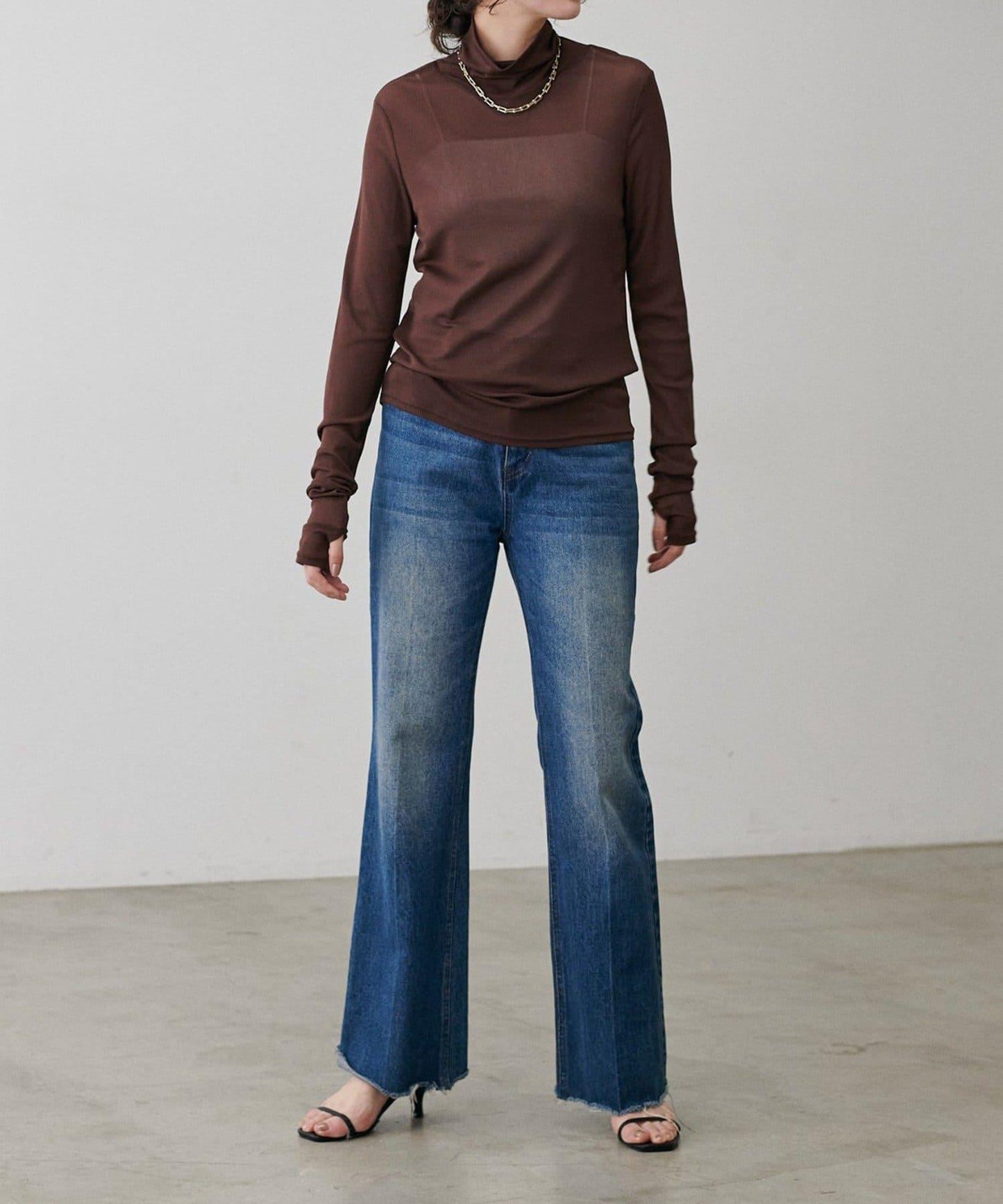 【LARUTA】網紗薄紗高領套頭衫