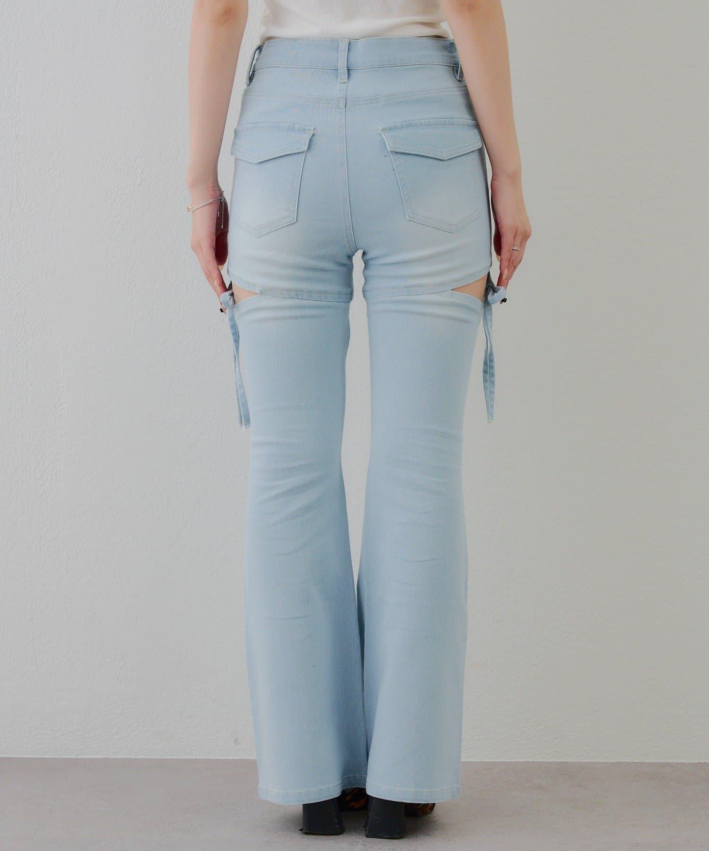 蝴蝶結側開叉喇叭褲