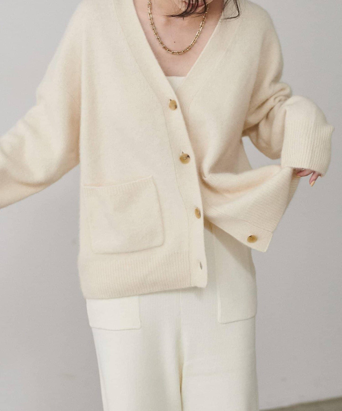 【LARUTA】狐狸毛羊毛蓬鬆開衫