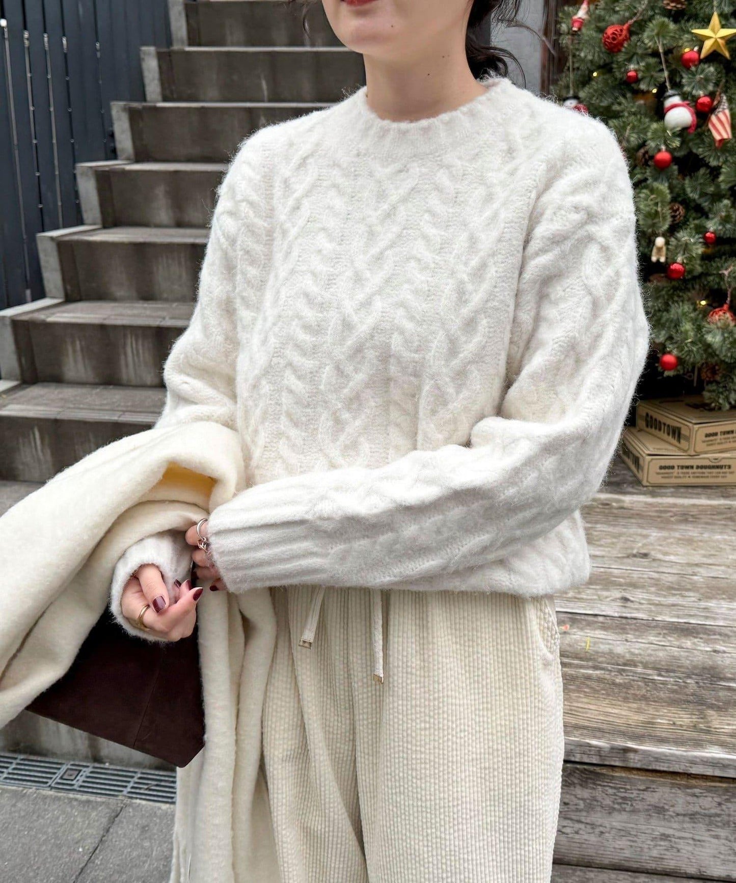 蓬鬆花紋針織套頭衫