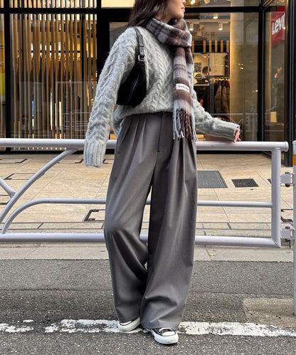 蓬鬆花紋針織套頭衫