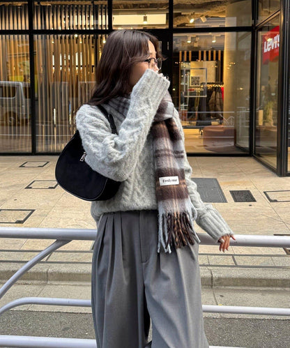 蓬鬆花紋針織套頭衫