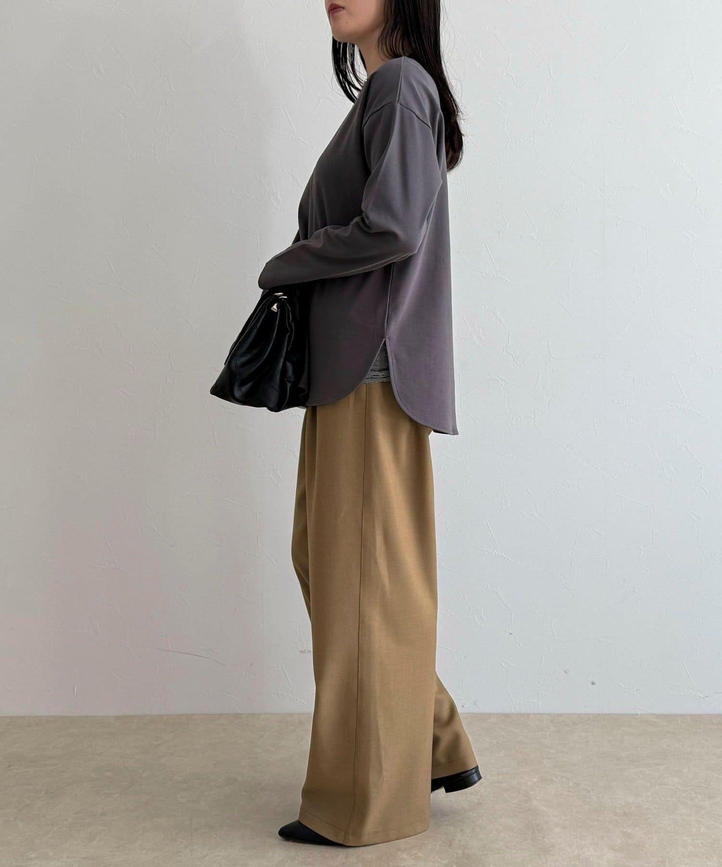 順滑圓弧下襬長袖T恤