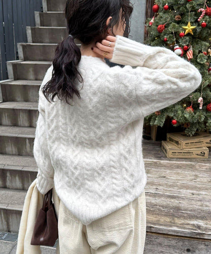 蓬鬆花紋針織套頭衫