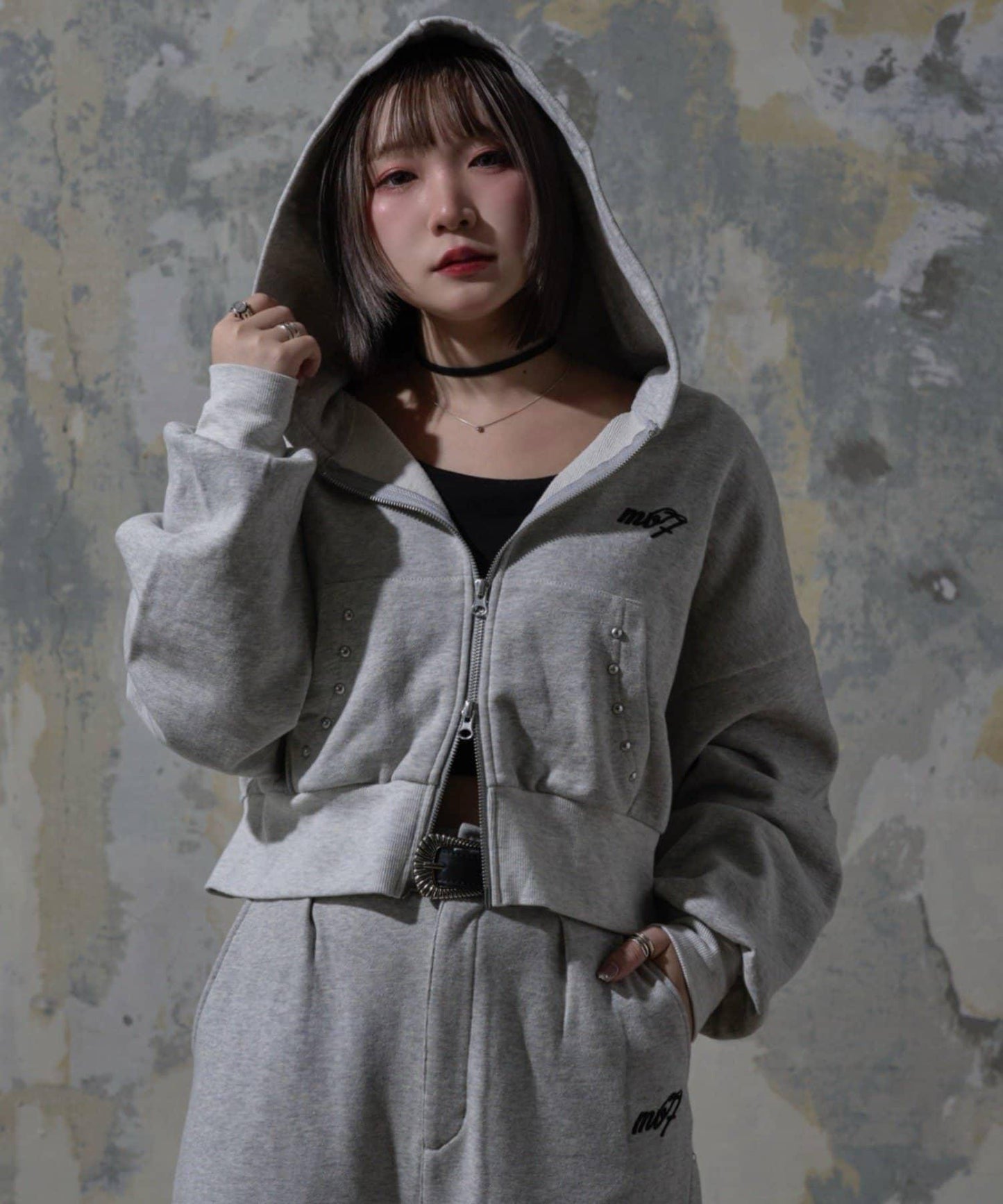 【Mavie..7】鉚釘裝飾衛衣連帽衫