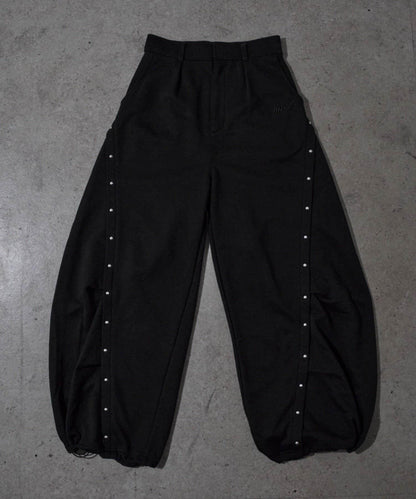 【Mavie..7】【3尺碼可選】鉚釘裝飾弧形衛褲