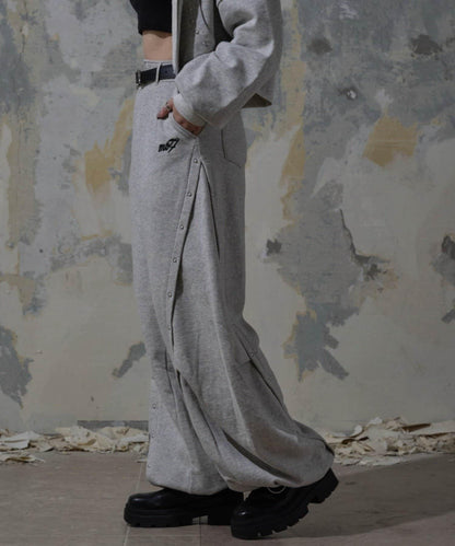 【Mavie..7】【3尺碼可選】鉚釘裝飾弧形衛褲