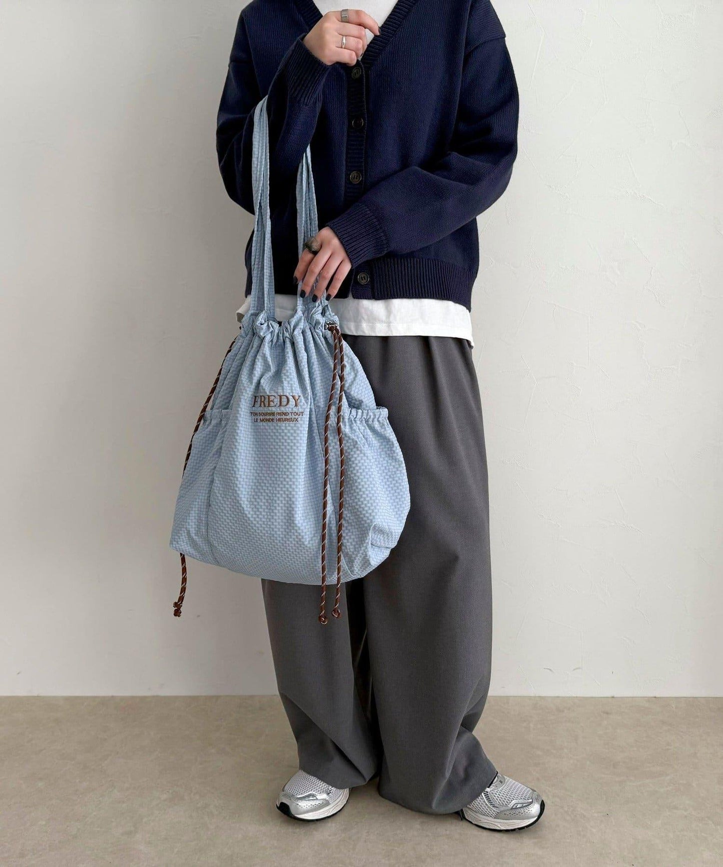 防潑水足球側袋托特包