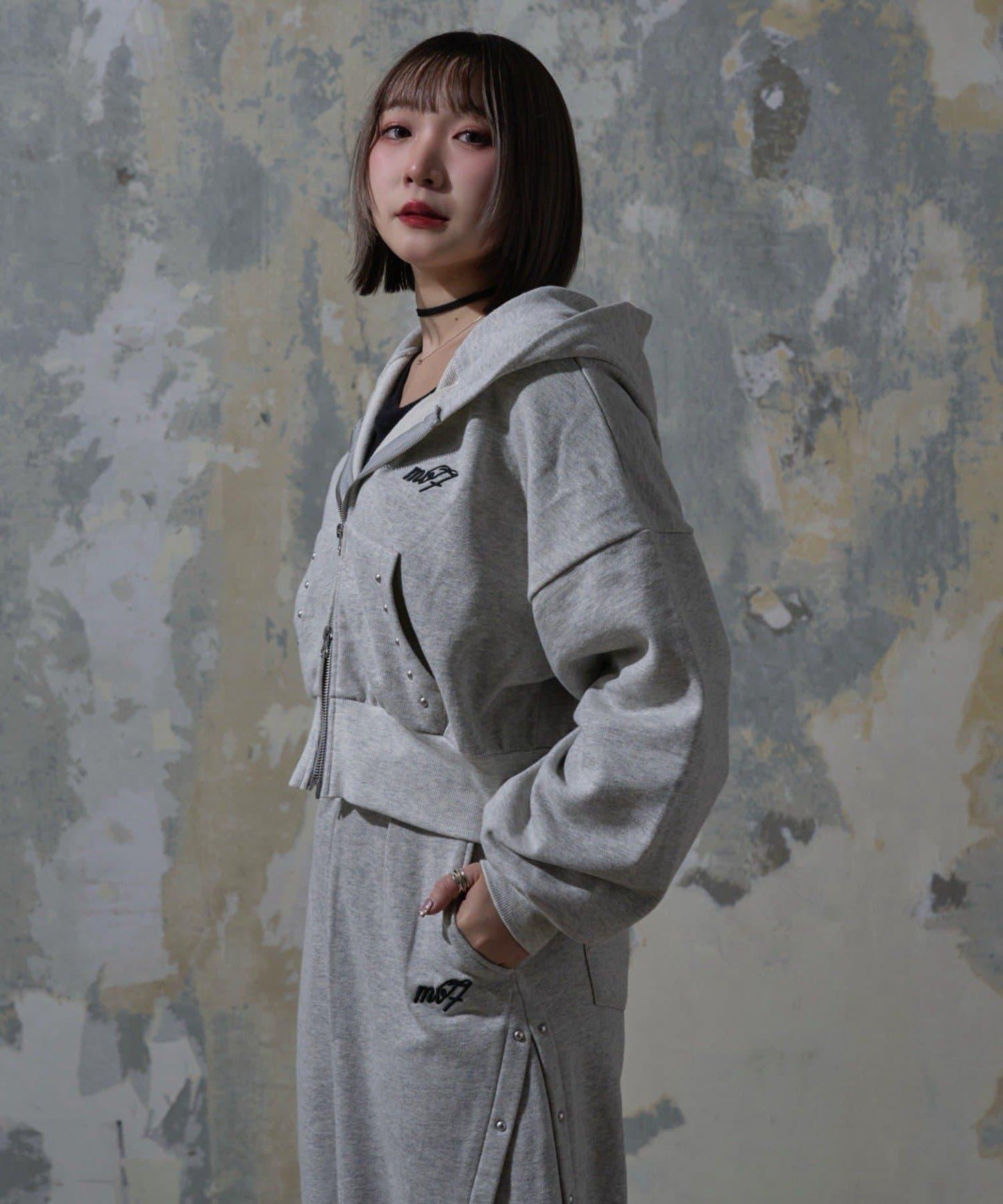 【Mavie..7】鉚釘裝飾衛衣連帽衫