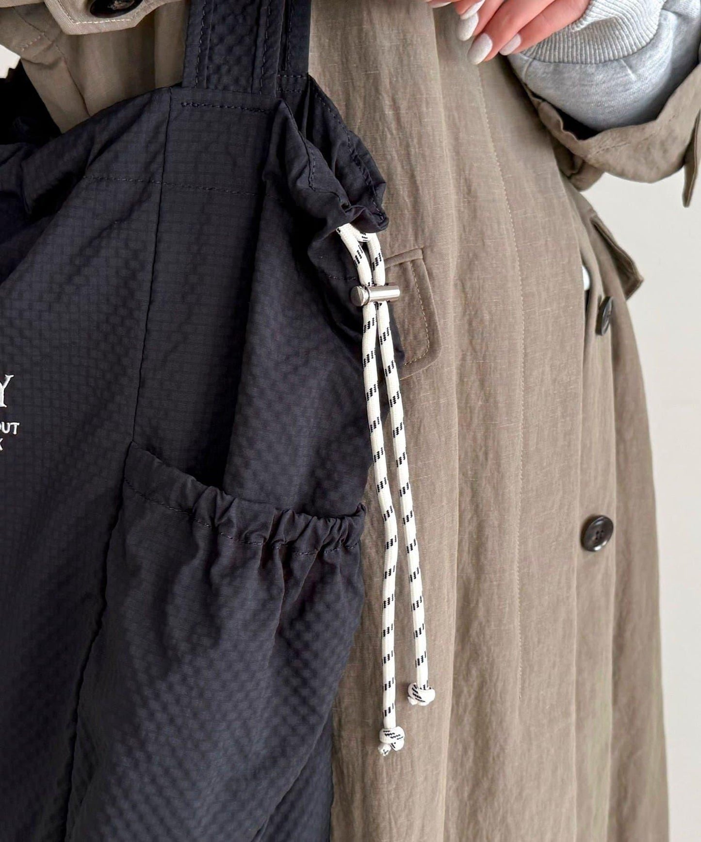 防潑水足球側袋托特包