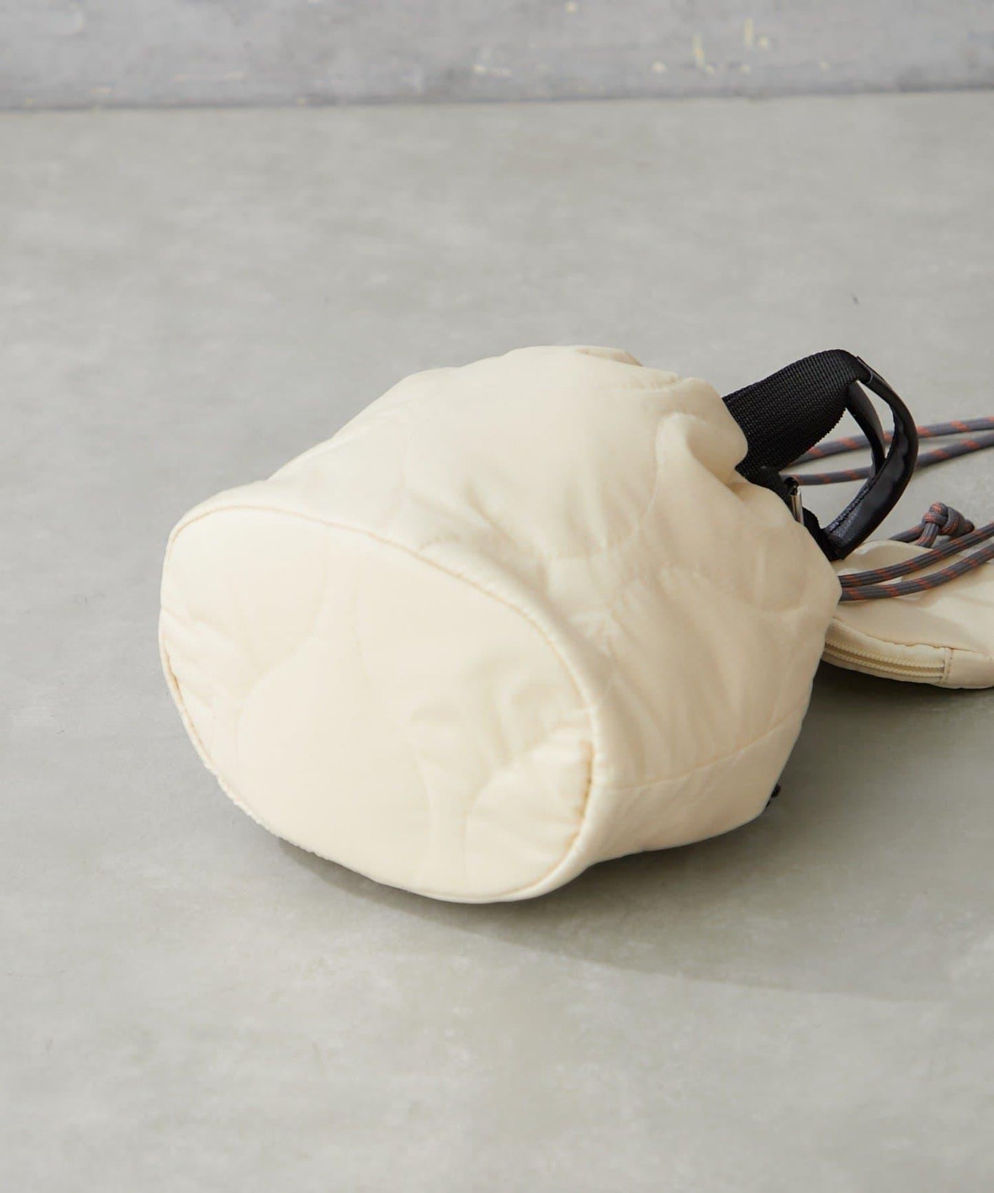 尼龍絎縫2WAY束口包 附迷你收納包