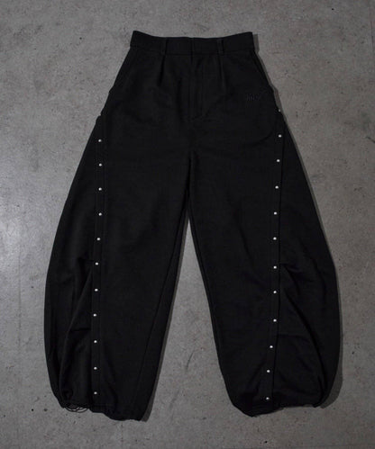 【Mavie..7】【3尺碼可選】鉚釘裝飾弧形衛褲