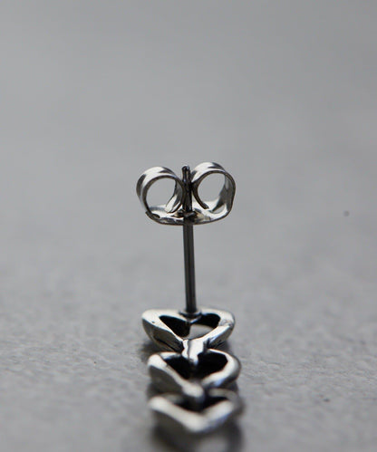 《スターリングシルバー使用》三心形耳釘