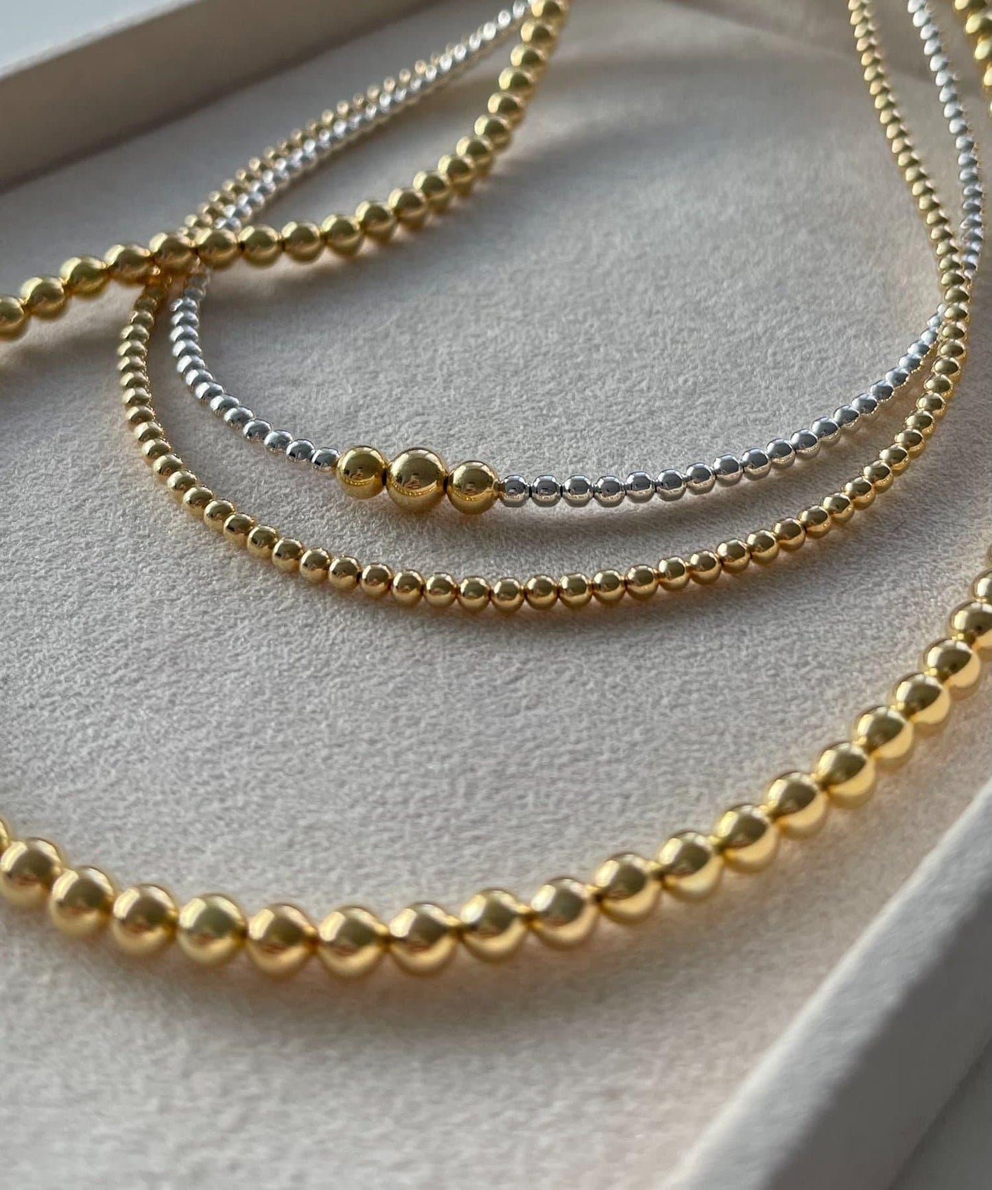 《スターリングシルバー/ゴールドメッキ使用》金色頂端納瓦霍珍珠3×40項鍊