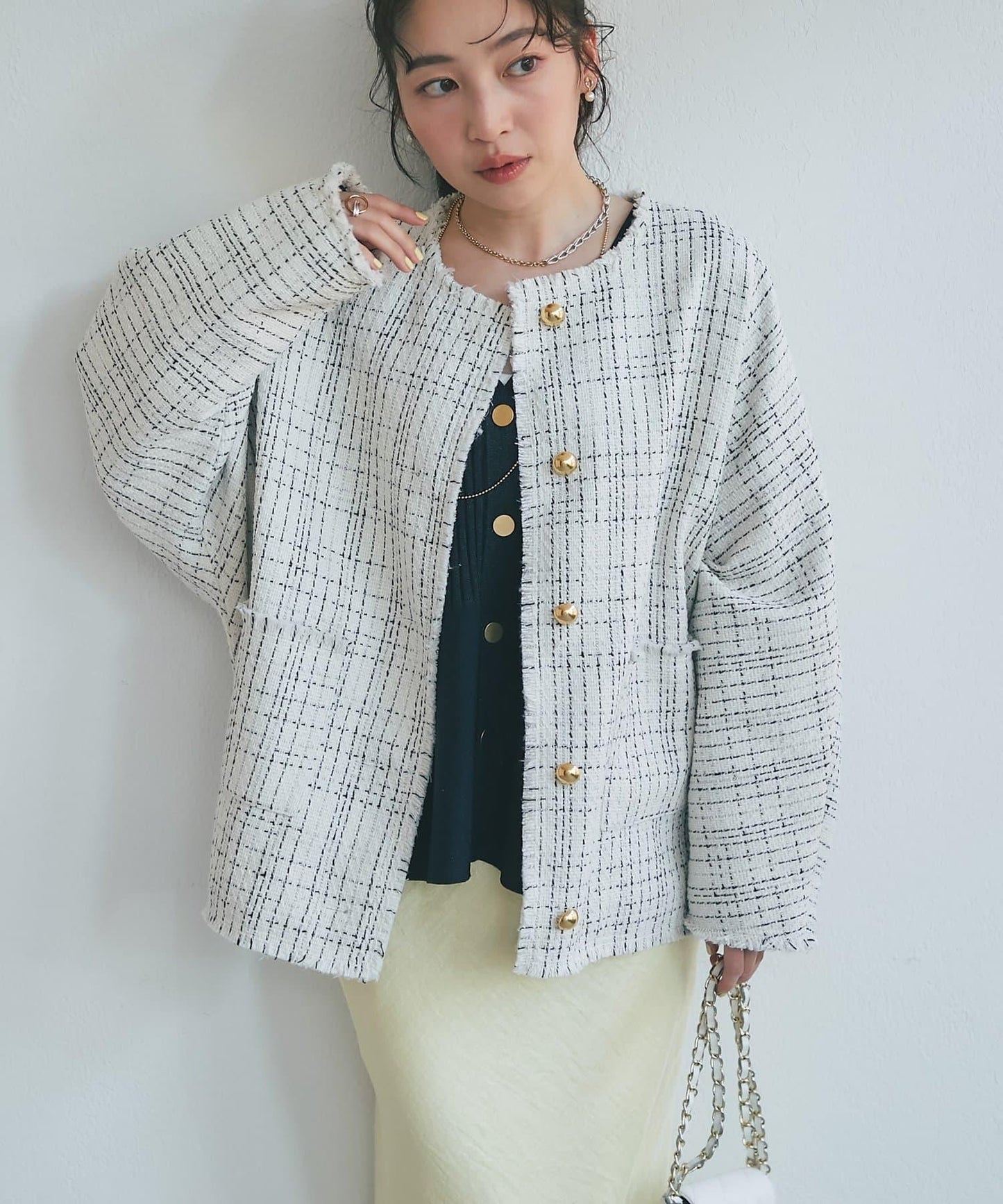 金色紐扣粗花呢夾克