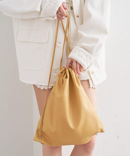 帶托盤抽繩揹包